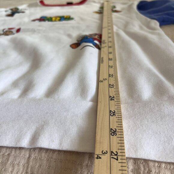 Super Mario Sweatshirt Mens Medium White Red Blue Yellow Nintendo Gamer Crewneck - Picture 12 of 14